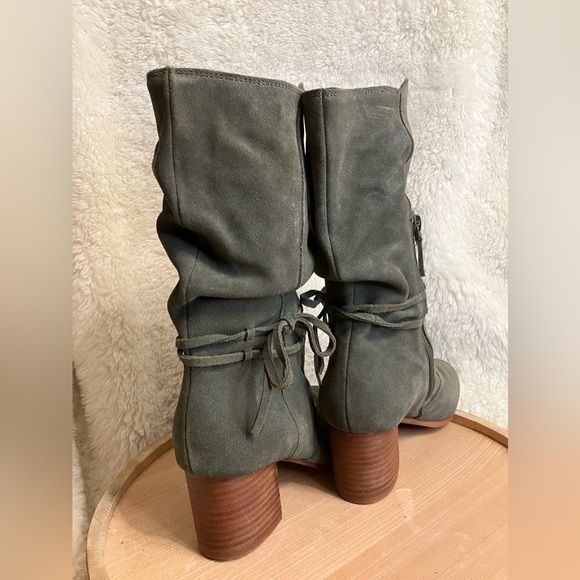 EUC Violet & Red Green Suede Leather Bow Janine Boots Size 6 - Picture 2 of 9